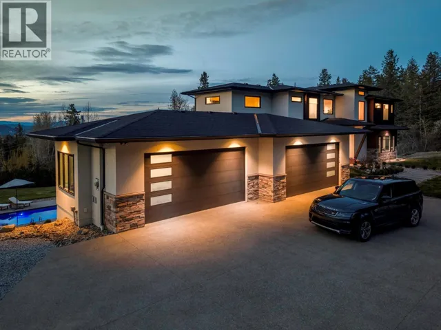 4451 Hayes Road, Kelowna, British Columbia V1W5A7