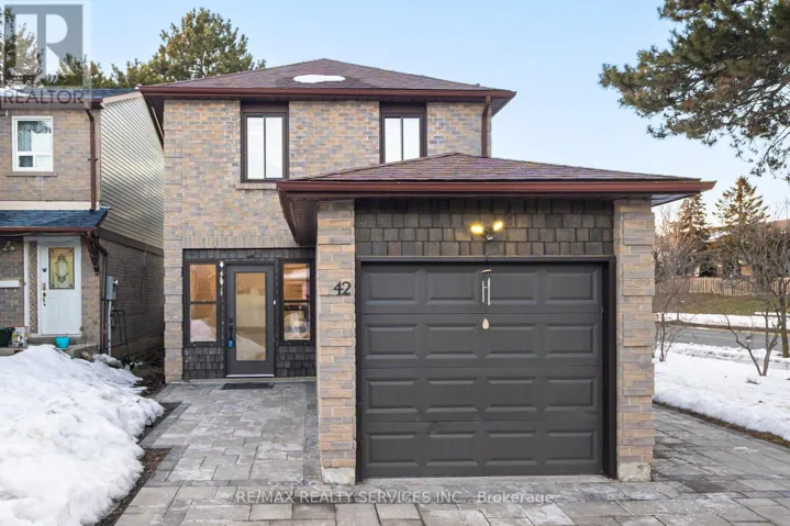 42 FRONTIER PT WAY, Toronto (Malvern), Ontario M1B4G4