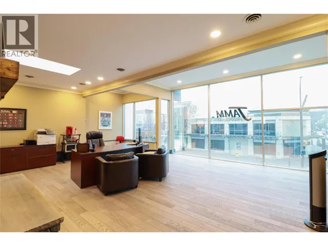 202 MAIN Street Unit# 201, Penticton, British Columbia V2A5B2