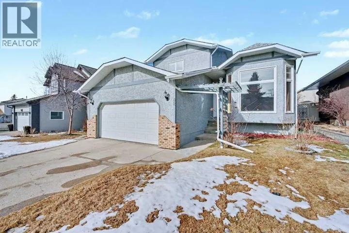 82 Wood Valley Drive SW, Calgary, Alberta T2W5V6