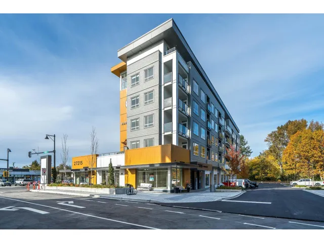 401 27215 ALDERGROVE TOWN CENTRE DRIVE, Langley, British Columbia V4W3N7