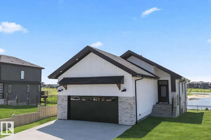 1411 Redpoll Court SW NW, Edmonton, Alberta T5S0V4