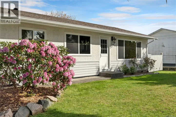 277 Carolyn Rd, Campbell River, British Columbia V9W3M2