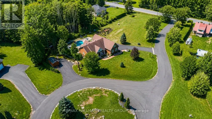 24 RADSTOCK LANE, Champlain, Ontario K6A2R2