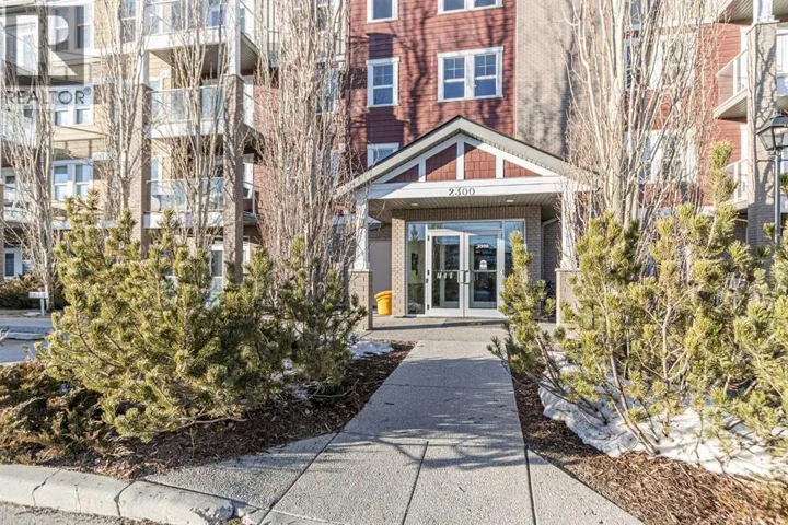 302, 2300 Evanston Square NW, Calgary, Alberta T3P0G8