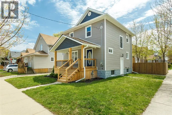 401 DEVINE STREET, Sarnia, Ontario N7T1V6