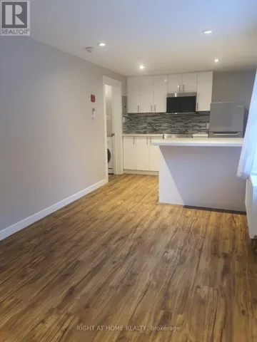 6 - 165 BERRY ROAD, Toronto (Stonegate-Queensway), Ontario M8Y1W4