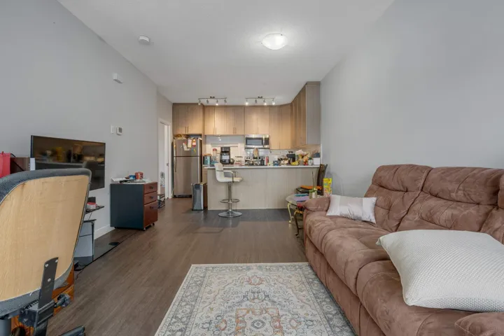 10104 122 Ave NW, Edmonton, Alberta T5G1Z7