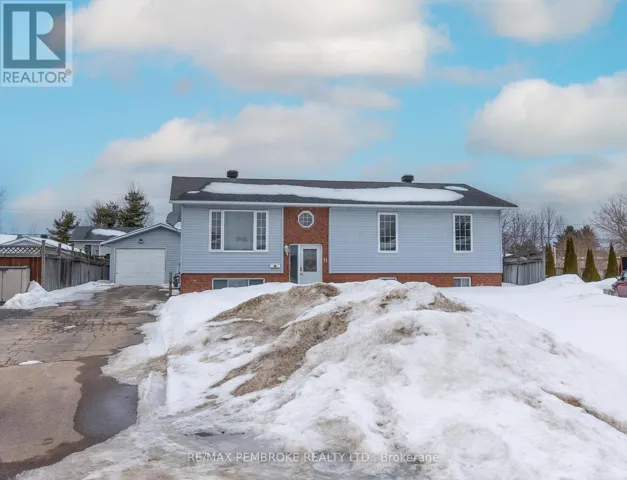11 CRAIG PLACE, Petawawa, Ontario K8H3L4