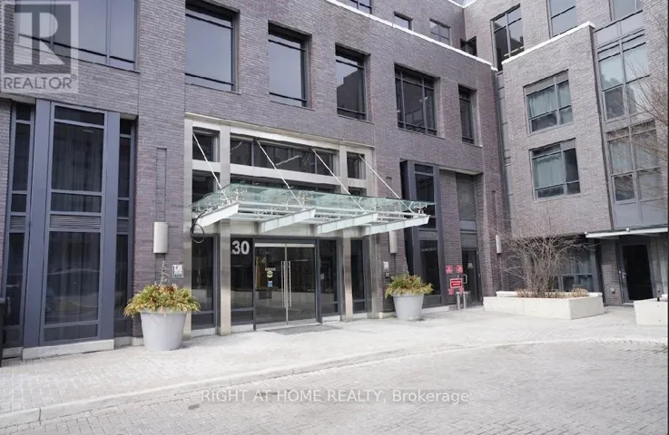 30 GIBBS ROAD, Toronto (Islington-City Centre West), Ontario M9B0E4