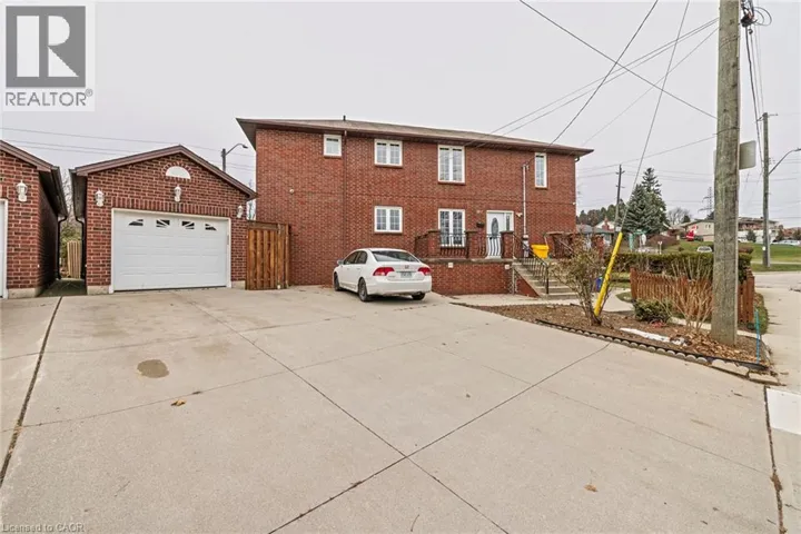 107 HORNING Drive, Hamilton, Ontario L9C6L2