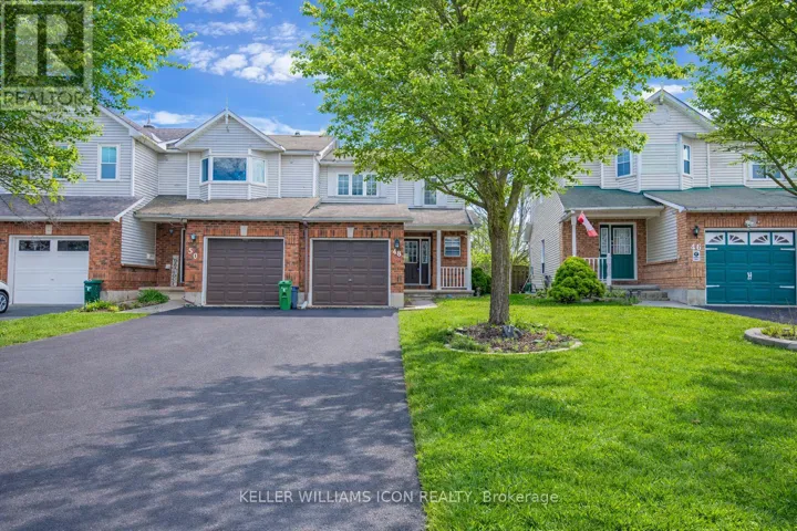 48 BLACKDOME CRESCENT, Ottawa, Ontario K2T1A9