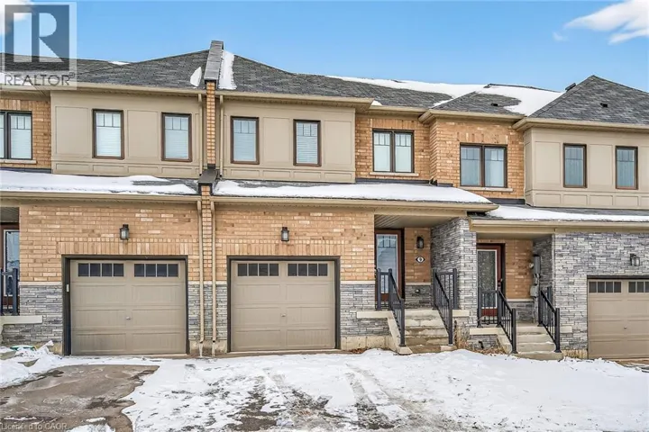 9 HEDGES Crescent, Hamilton, Ontario L8J0K8