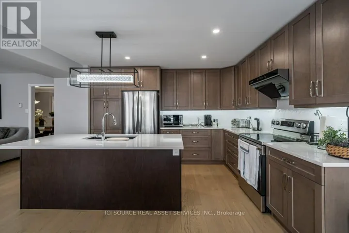 UPPER - 505 CLAYTON AVENUE, Peterborough (Monaghan Ward 2), Ontario K9K0H6