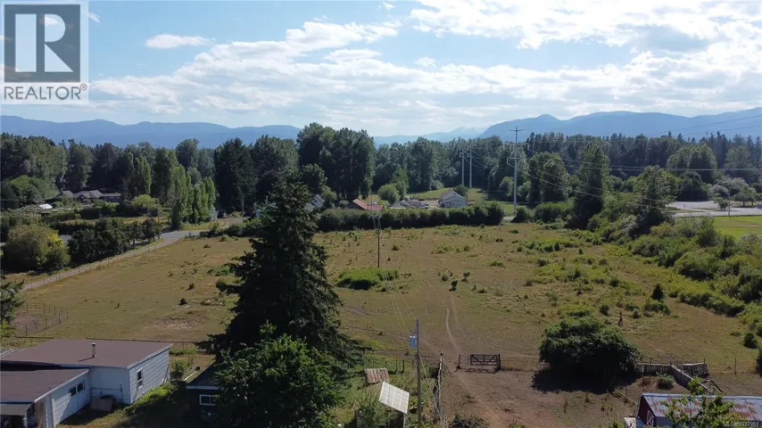 4766 Headquarters Rd, Courtenay, British Columbia V9N9H4