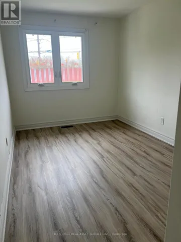 MAIN FLOOR - 52 PINEMORE CRESCENT, Toronto (Parkwoods-Donalda), Ontario M3A1W6