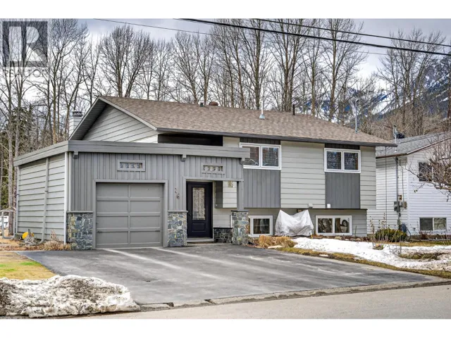 46 Mt Proctor Avenue, Fernie, British Columbia V0B1M3