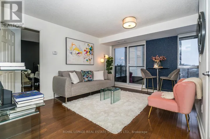 401 - 70 HIGH PARK AVENUE, Toronto (High Park North), Ontario M6P1A1