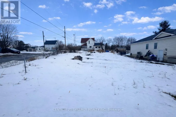 24 KING STREET, Smiths Falls, Ontario K7A3C9