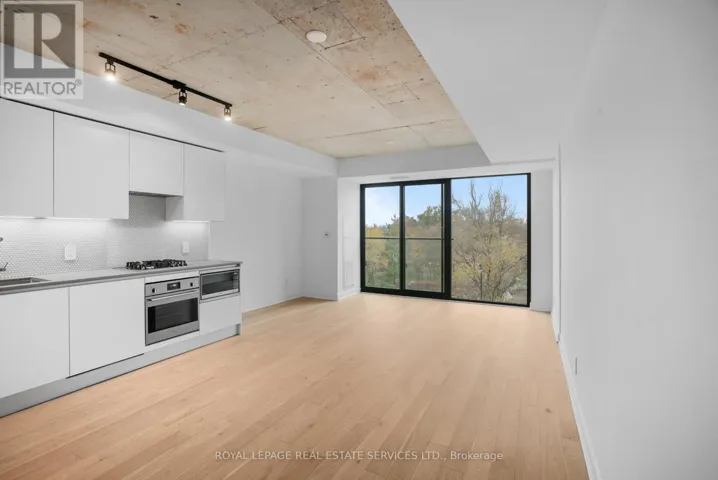 302 - 2720 DUNDAS STREET W, Toronto (Junction Area), Ontario M6P1Y2