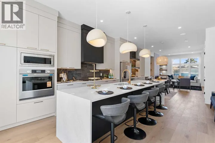 2419 26 Street SW, Calgary, Alberta T3E2A6