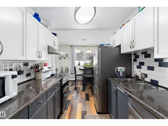 ## 3 13450 Fort RD NW, Edmonton, Alberta T5A1C5