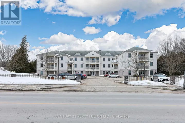 211 - 220 MAIN STREET N, Uxbridge, Ontario L9P0B6