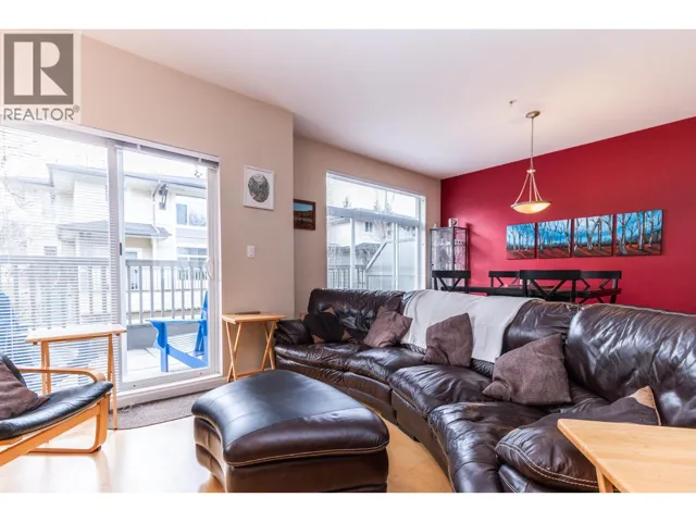 36 40632 GOVERNMENT ROAD, Squamish, British Columbia V8B0M7