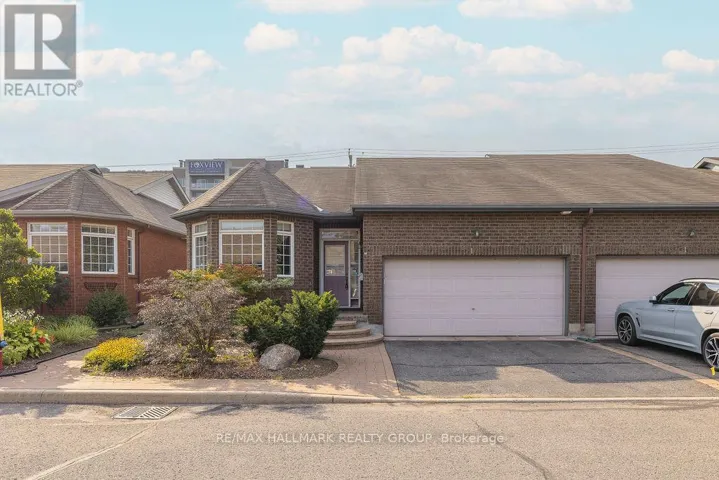 104 BARTLETT PRIVATE, Ottawa, Ontario K1V2A8