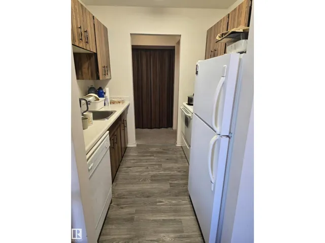 #102 18204 93 AV NW, Edmonton, Alberta T5T2V2