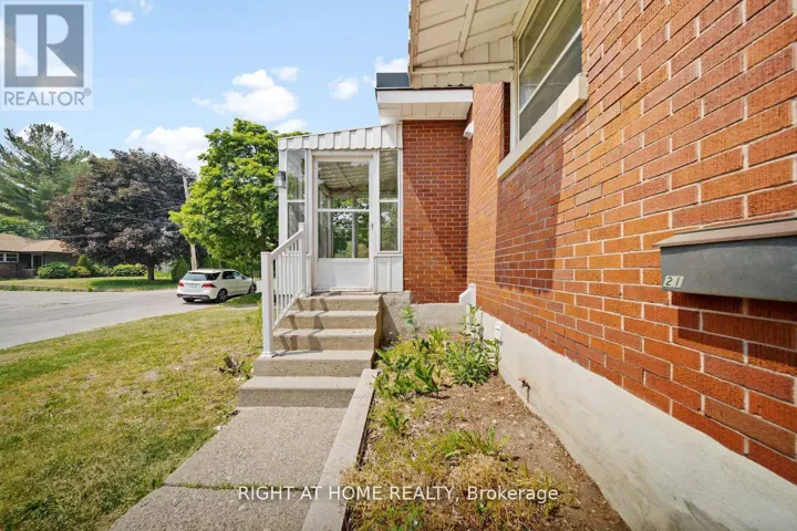 MAIN FLOOR - 21 THOMSON STREET, Barrie (City Centre), Ontario L4N1X4