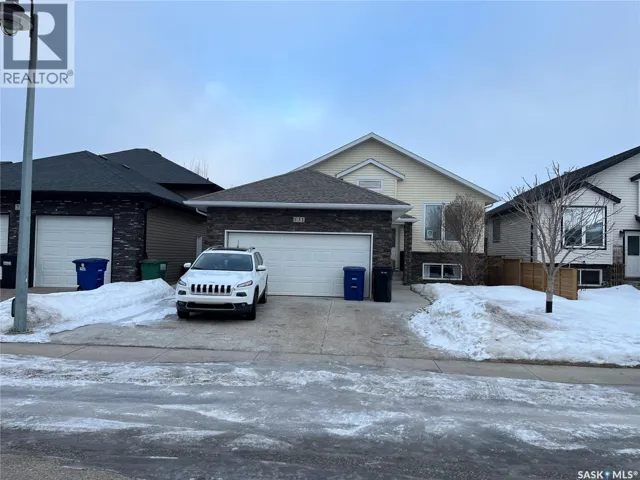 531 Dickson LANE, Saskatoon, Saskatchewan S7T0H7