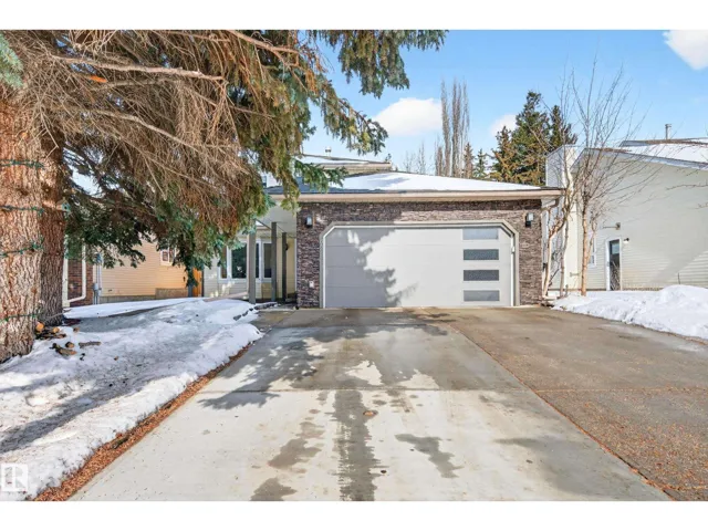 657 VILLAGE DR, Sherwood Park, Alberta T8A4K7