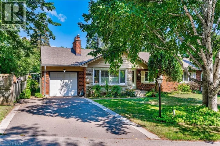 557 STILLWATER Crescent, Burlington, Ontario L7T3M8