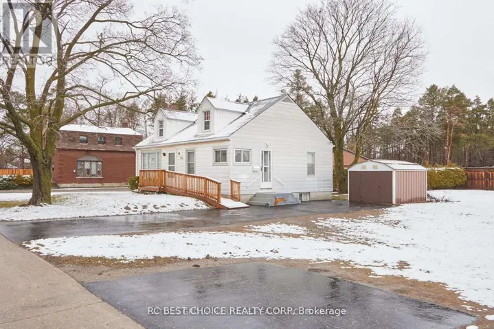 1705 SIMCOE STREET N, Oshawa (Samac), Ontario L1G4Y1