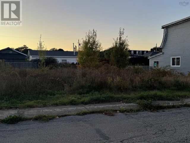 11 Columbia Street, North Sydney, Nova Scotia B2A1W4