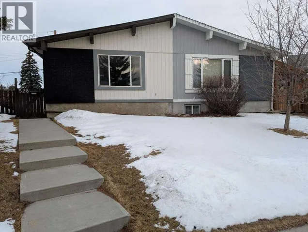 528 Queensland Place SE, Calgary, Alberta T2J4T3