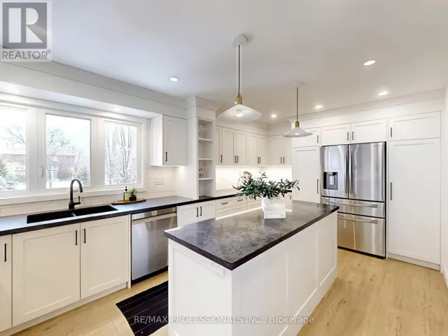 7 - 1755 RATHBURN ROAD E, Mississauga (Rathwood), Ontario L4W2M8