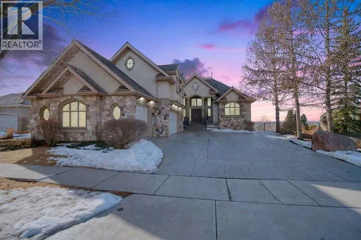 8 Mt Douglas Point SE, Calgary, Alberta T2Z3J6