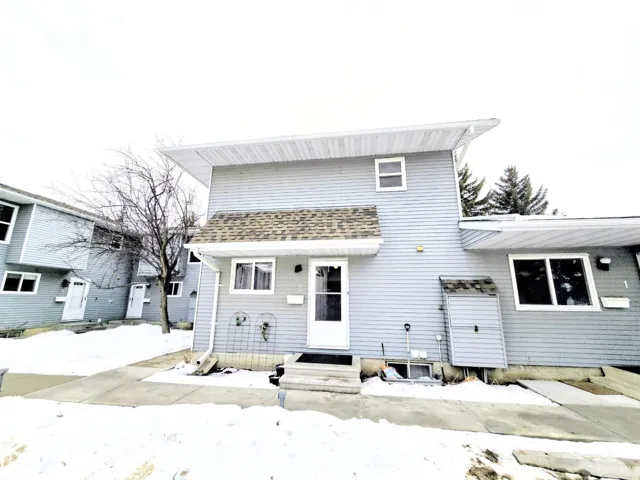 #2 4403 RIVERBEND RD NW, Edmonton, Alberta T6H5S9