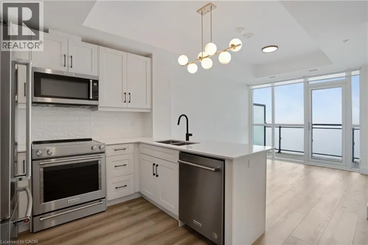 60 CHARLES Street W Unit# 1904, Kitchener, Ontario N2G0C9