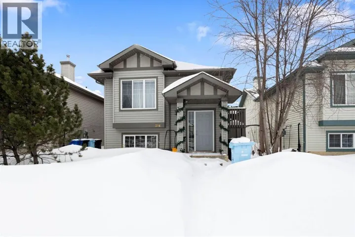 216 Parry Crescent, Fort McMurray, Alberta T9K0A4