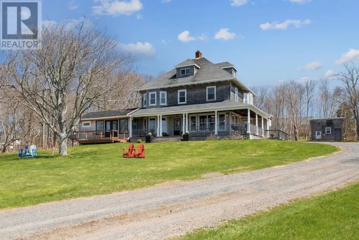 21 BREAKWATER Street, Souris, Prince Edward Island C0A2B0