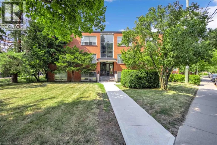57 MERICOURT Road Unit# 310, Hamilton, Ontario L8S2N5