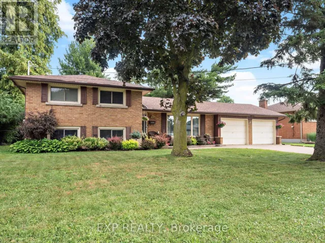 6711 MCMICKING STREET, Niagara Falls (Stamford), Ontario L2J1X5