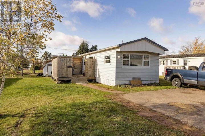 30 Brentwood Estates, Amherst, Nova Scotia B4H4G6