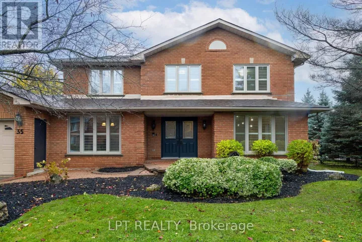 35 DENNIS DRIVE, King (King City), Ontario L7B1C8