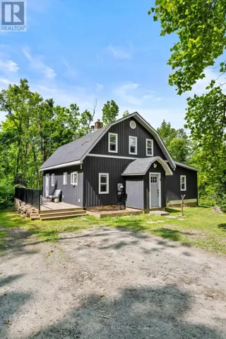 8 LIBRARY ROAD, North Kawartha, Ontario K0L3E0