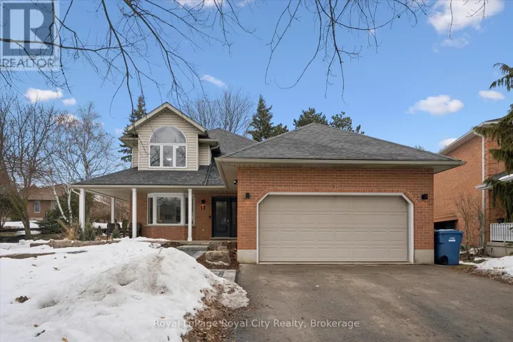 17 TRILLIUM COURT, Guelph (Kortright Hills), Ontario N1G4P8