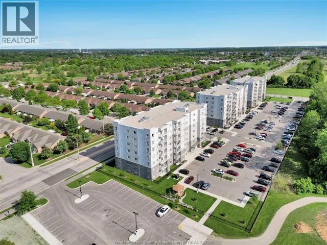 1489 Banwell ROAD Unit# 423, Windsor, Ontario N8P0G4